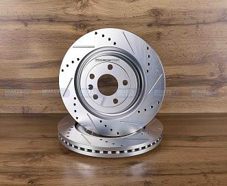 Передний тормозной диск Evolution с перфорацией и насечками, в покрытии GEOMET