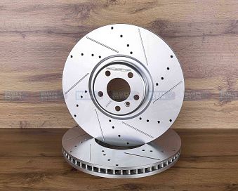 Передний тормозной диск Evolution с перфорацией и насечками, в покрытии GEOMET