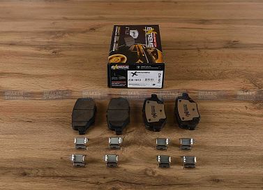 Задние керамические колодки Extreme Truck & Tow Z36