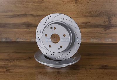 Задний тормозной диск Monaer с перфорацией и насечками, в покрытии GEOMET