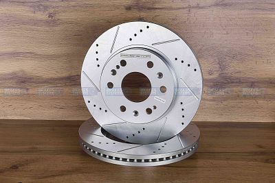 Передний тормозной диск Evolution с перфорацией и насечками, в покрытии GEOMET