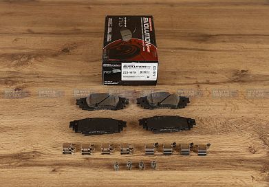 Задние керамические колодки Evolution Sport Z23