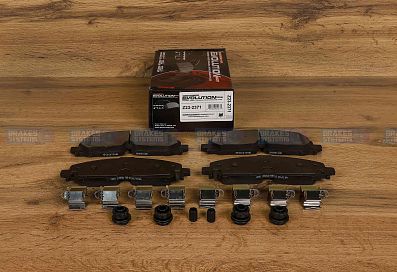 Передние керамические колодки Evolution Sport Z23