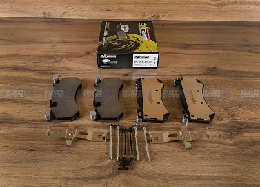 Передние карбон-керамические колодки Extreme Street Performance Z26