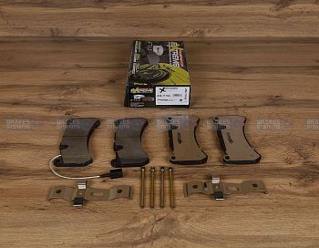 Передние карбон-керамические колодки Extreme Street Performance Z26