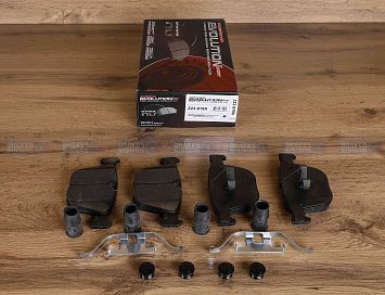 Задние керамические колодки Evolution Sport Z23